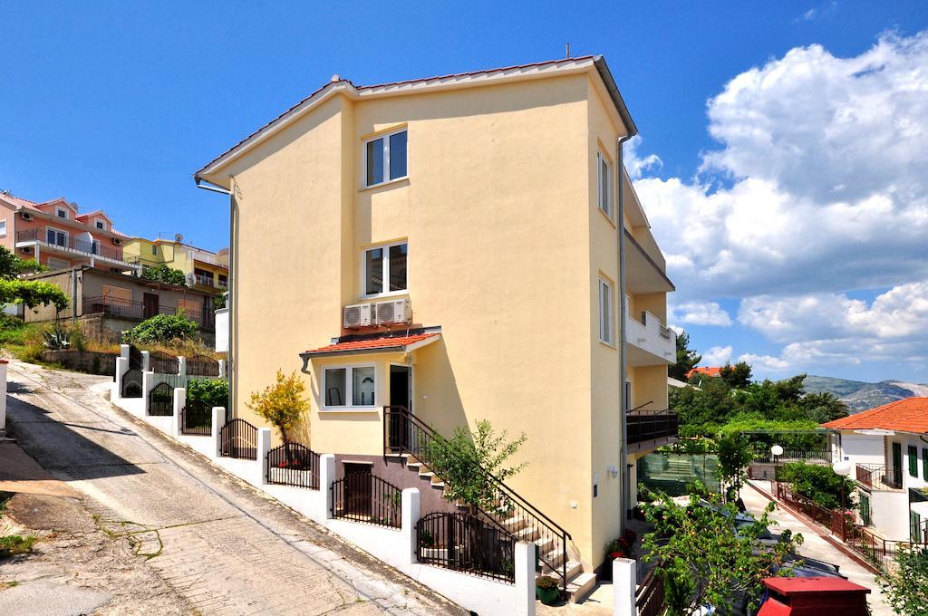 Apartments Sakal Трогир Номер фото