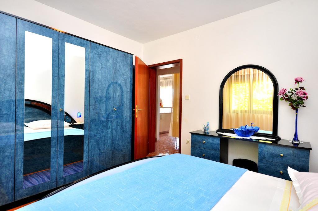 Apartments Sakal Трогир Номер фото